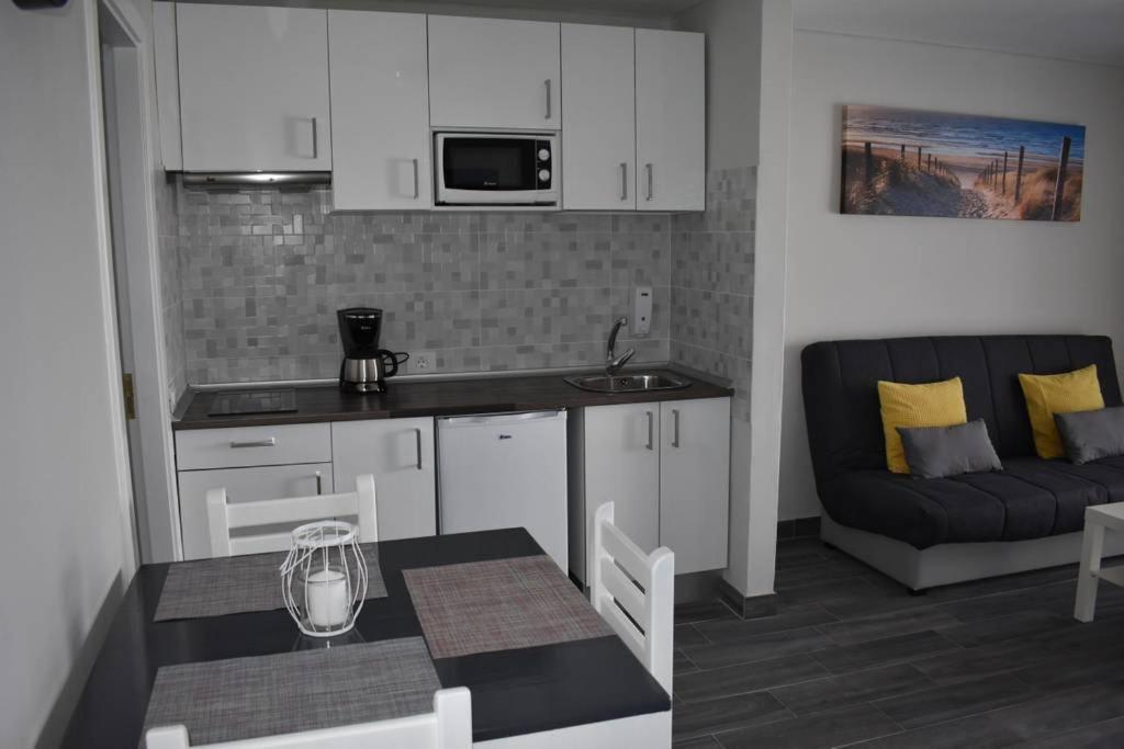 Aguazul 112, 118, 202, 216 Appartement Puerto del Carmen  Buitenkant foto